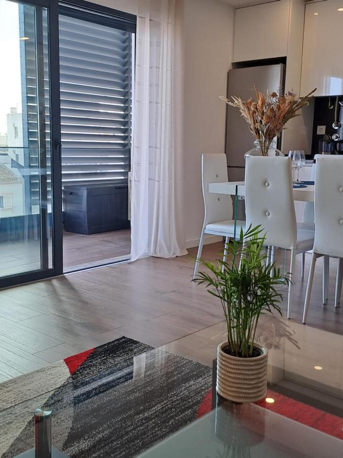 The Sunset Home - Guest Apartment โอลเญา ภายนอก รูปภาพ